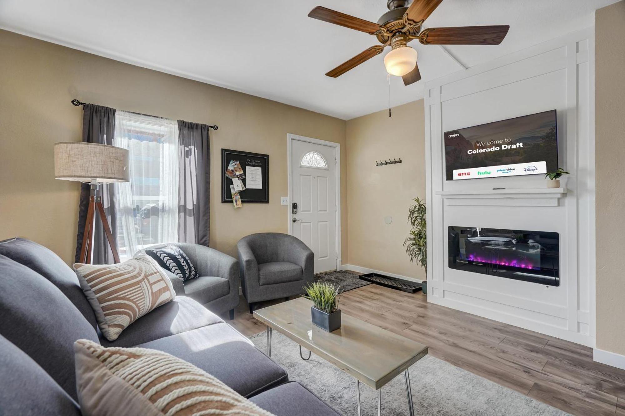 * Colorado Draft House * Smart Tvs * Self Entry * Villa Колорадо Спрингс Екстериор снимка