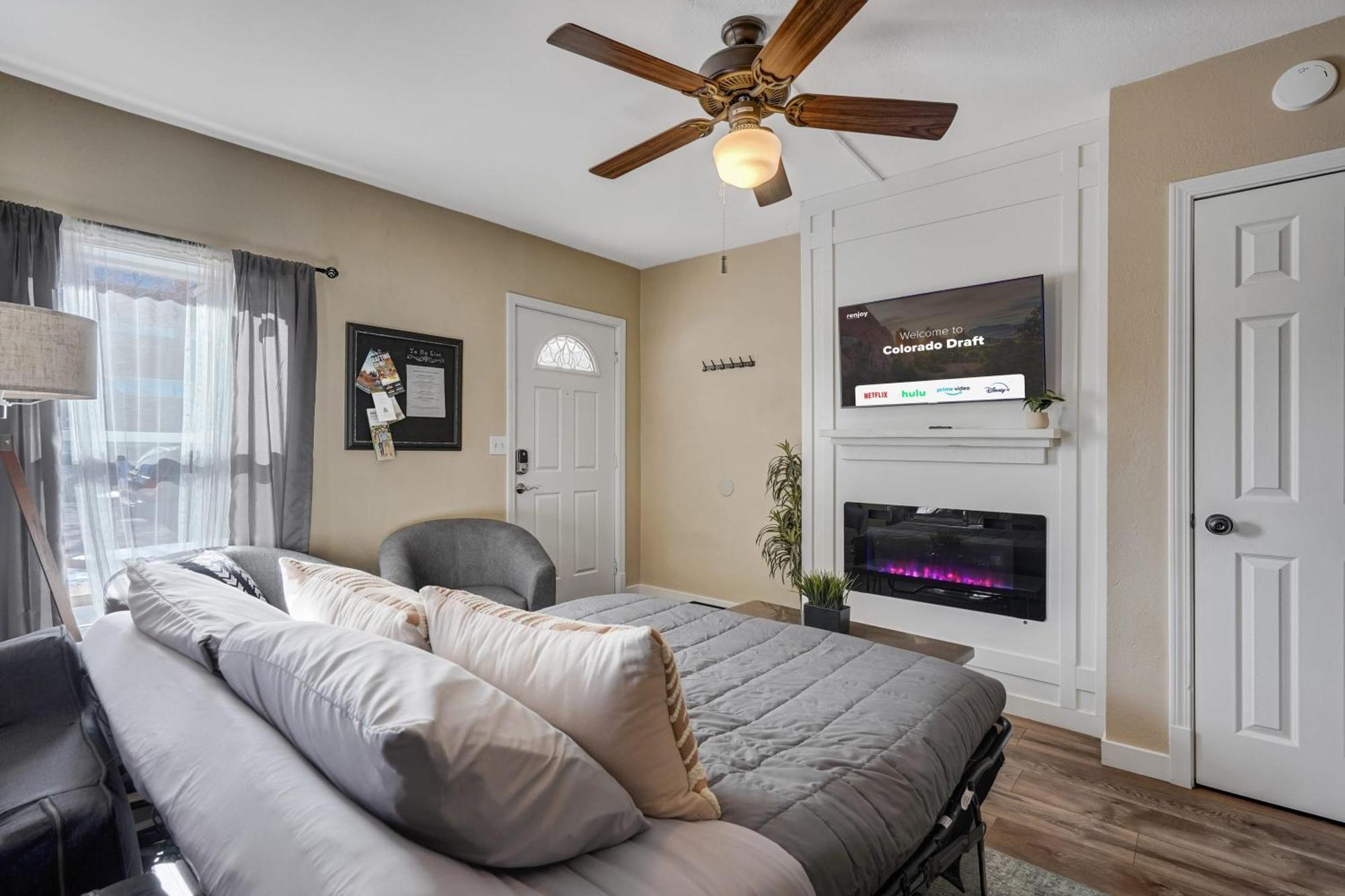* Colorado Draft House * Smart Tvs * Self Entry * Villa Колорадо Спрингс Екстериор снимка